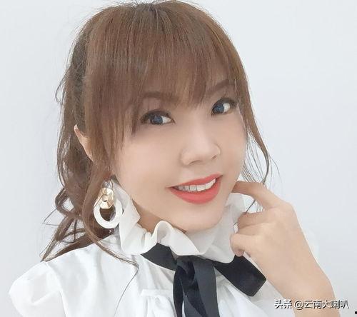 娱乐圈吃瓜女的博主,吃瓜女博主带你探秘明星幕后生活